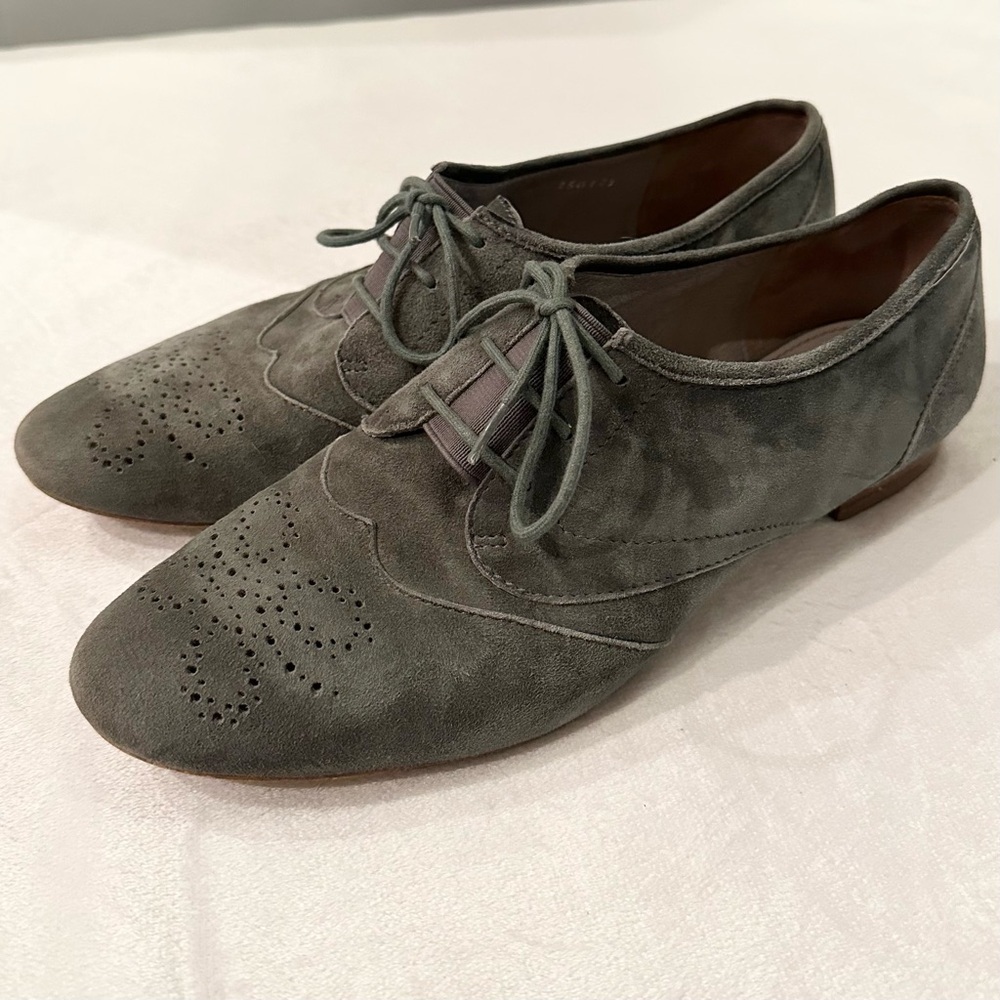 Le Saunda Gray Suede Leather Oxford Shoe Flat Lace Up Womens 9 office classic